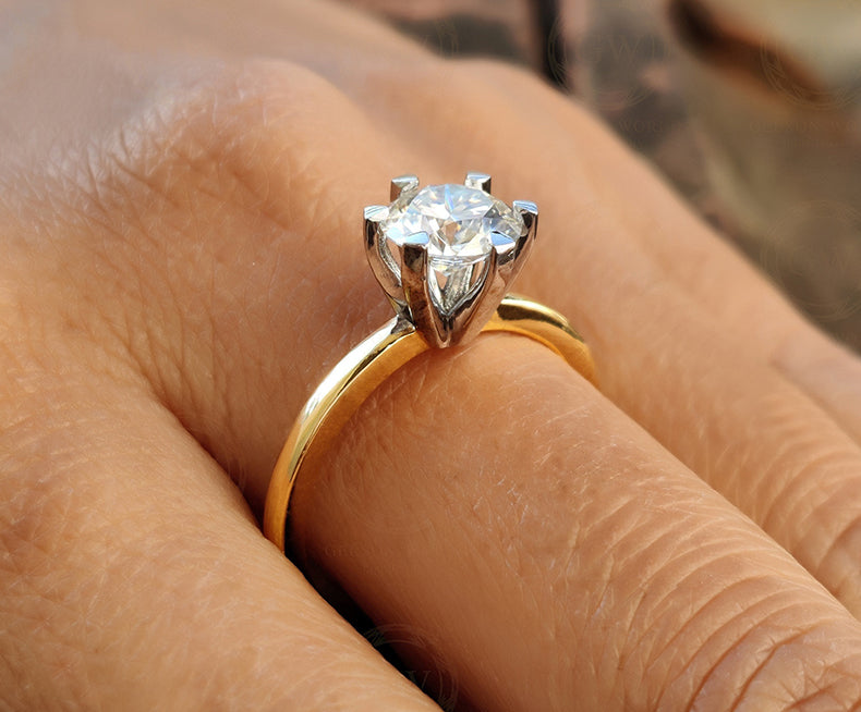 1.70 Ct Round Cut Moissanite Solitaire Engagement Ring