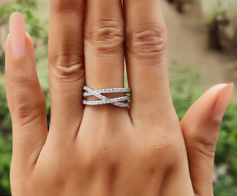 Elegant Criss Cross Moissanite Half Eternity Band - X Criss Cross Wedding Ring - Minimalist X-Shaped Moissanite Ring - Overlapping Dainty Beauty