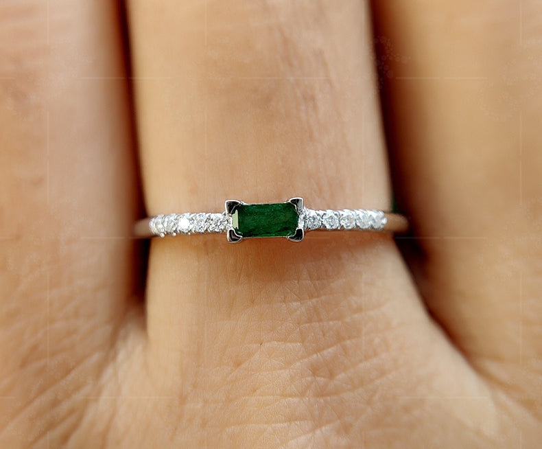 Elegant Dainty Stackable Birthstone Ring for Mom - Emerald Baguette Beauty - Minimalist Stacking Ring with May Birthstone, a Stunning Green Gemstone Ring