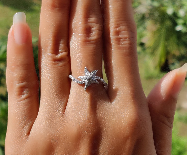 Elegant Silver and Gold Moissanite Starfish Ring - Unique Stacking Beauty Inspired by Sea Stars - Dainty Minimalist Ring for Women