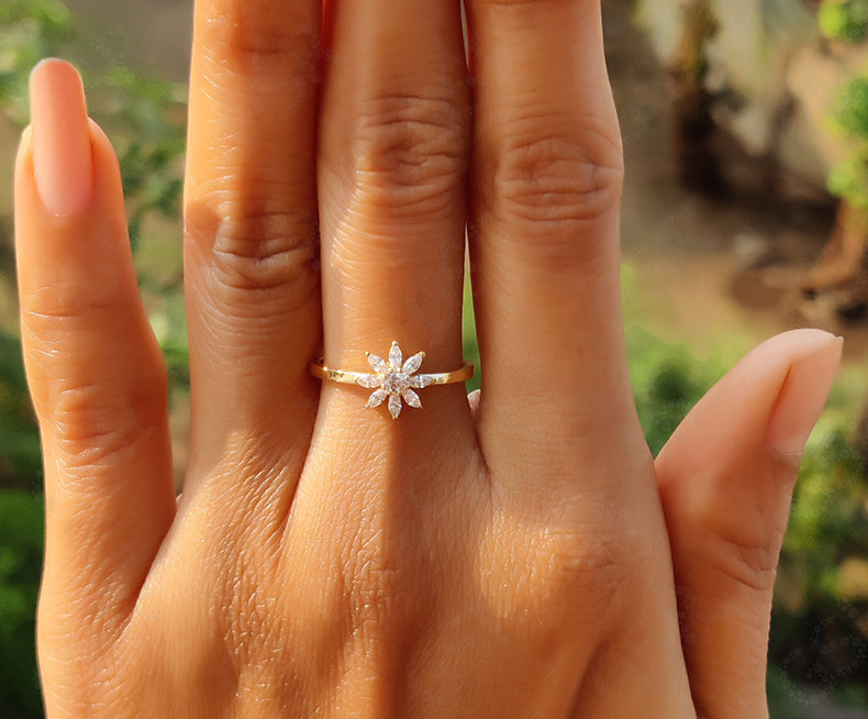 Radiant Sunburst: Silver and Gold Starburst Floral Moissanite Stackable Ring - Nature-Inspired Women's Wedding Ring, Simple Dainty Ring