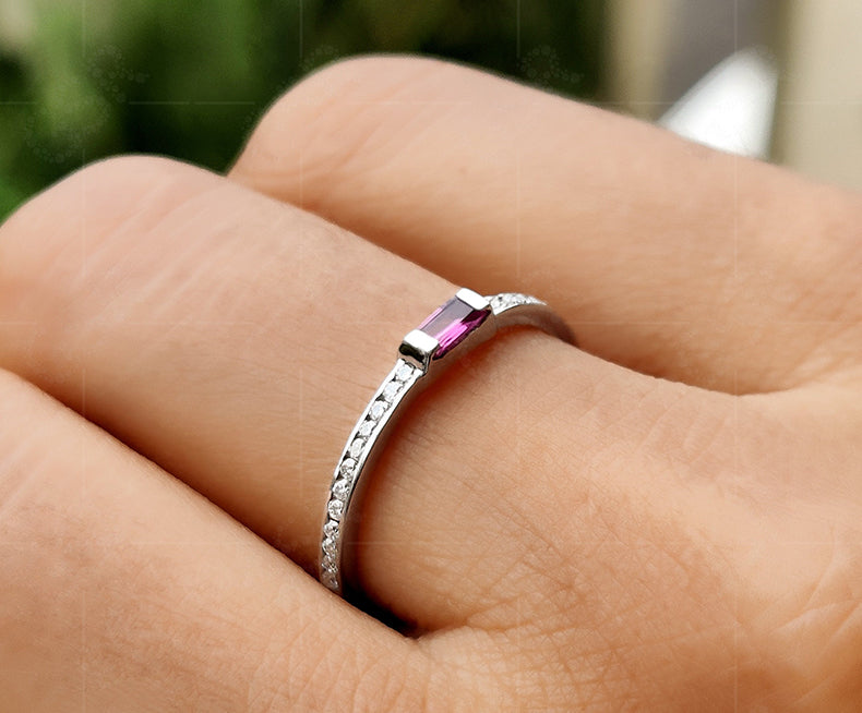 Rhodolite Garnet Baguette Ring - Dainty Minimalist Women's Ring - Birthstone Stackable Ring - Gemstone Ring For Mom