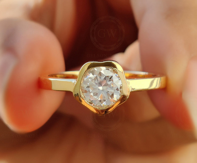 Round Solitaire Moissanite Engagement Ring / 14K Gold Floral Ring / Bezel Set Ring / Wedding Women Ring / Promise Ring for Her