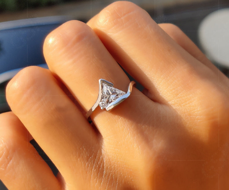 Triangle Solitaire Moissanite Engagement Ring - Silver and White Gold Minimalist Wedding Band - Dainty Gold Ring for Women