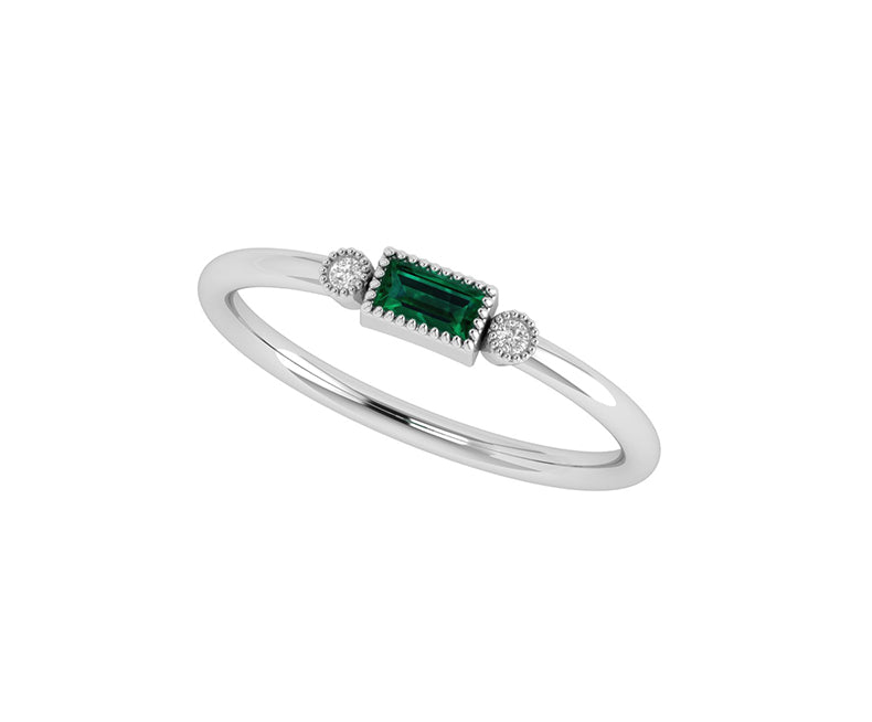 Emerald Elegance: Dainty Baguette May Birthstone Ring for Women - Green Gemstone Stacking Ring, Minimalist Gemstone Jewelry, Simple Delicate Ring