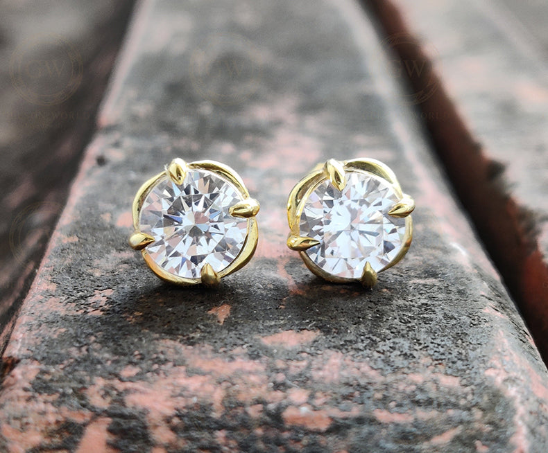 14K Solid Gold Solitaire Stud Earrings / Moissanite Earrings / Round Diamond Stud Earrings / Women Earring / Unique Earring design