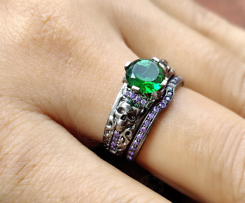 Unique Gothic Skull Bridal Wedding Ring Set, Emerald & Amethyst Birthstone Vintage Engagement ring set, Matching Band for her, Black Skull