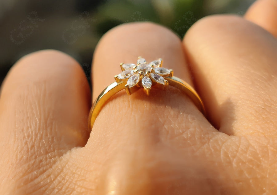 Radiant Sunburst: Silver and Gold Starburst Floral Moissanite Stackable Ring - Nature-Inspired Women's Wedding Ring, Simple Dainty Ring