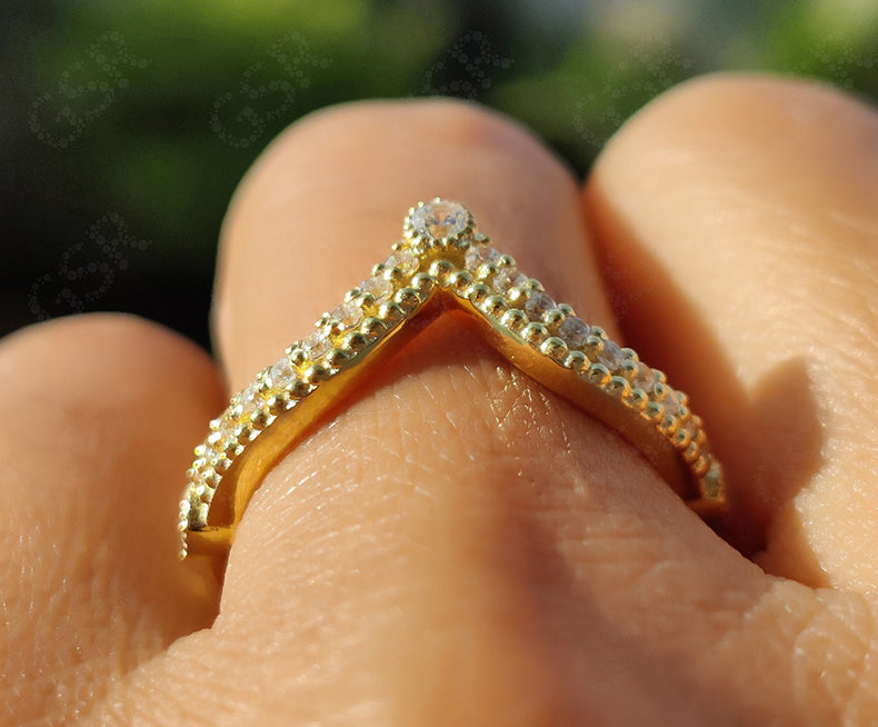 Elegant Royal Vintage Chevron Band - Round Moissanite Wedding Beauty - Silver and Yellow Gold - Dainty Promise Ring and Anniversary Ring