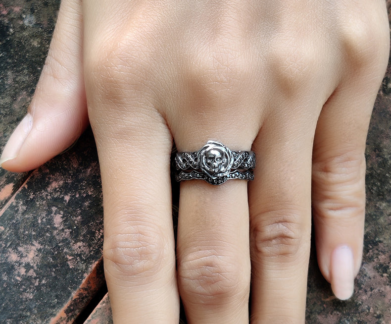 Gothic Skull Bridal Wedding Ring Sets, Moissanite Rose Floral Engagement Ring, Twisted Nature Inspired Set, Black Rhodium Plated Silver Ring