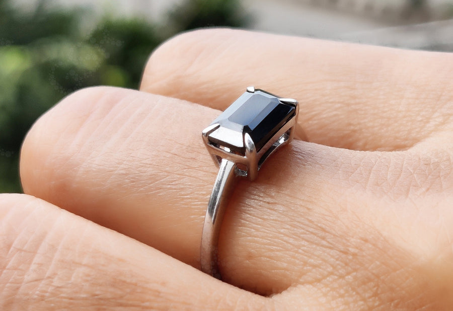 Onyx Elegance: Black Onyx Solitaire Engagement Ring, a Minimalist Silver and Gold Women's Ring for Timeless Elegance