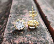 14K Solid Gold Solitaire Stud Earrings / Moissanite Earrings / Round Diamond Stud Earrings / Women Earring / Unique Earring design