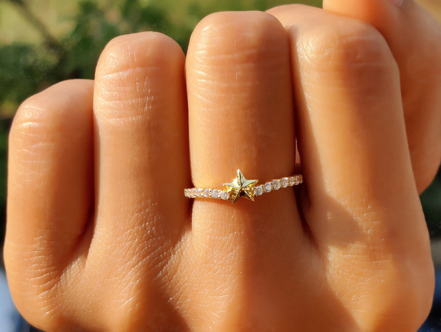 Unique Dainty Star Stackable Ring - Moissanite Minimalist Silver and Gold Stacking Ring - Star Wedding Ring