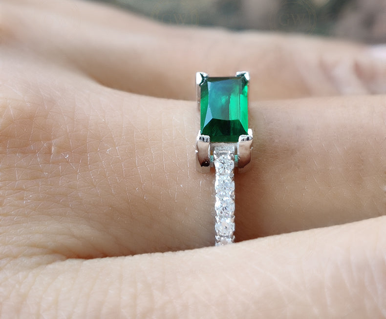 Gemstone engagement ring, Green Emerald Baguette Stacking Rings, Rings for women, Sterling silver, Birthstone Jewelry