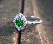 1.70 Ct Round Cut Green Emerald Vintage Engagement Ring, Emerald Gemstone Art Deco Halo Ring for women, Anniversary Silver Estate Ring