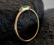 14K Gold Green Emerald Baguette Ring / 3 Stone Wedding Band Ring / Diamond Wedding Ring / Dainty Minimalist Ring / Stackable Ring For Women