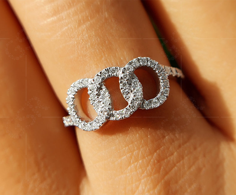 Chic Interlocking Circle Ring Three Open Circles Linked with Moissanite Triple Interlocked Round Ring for Women
