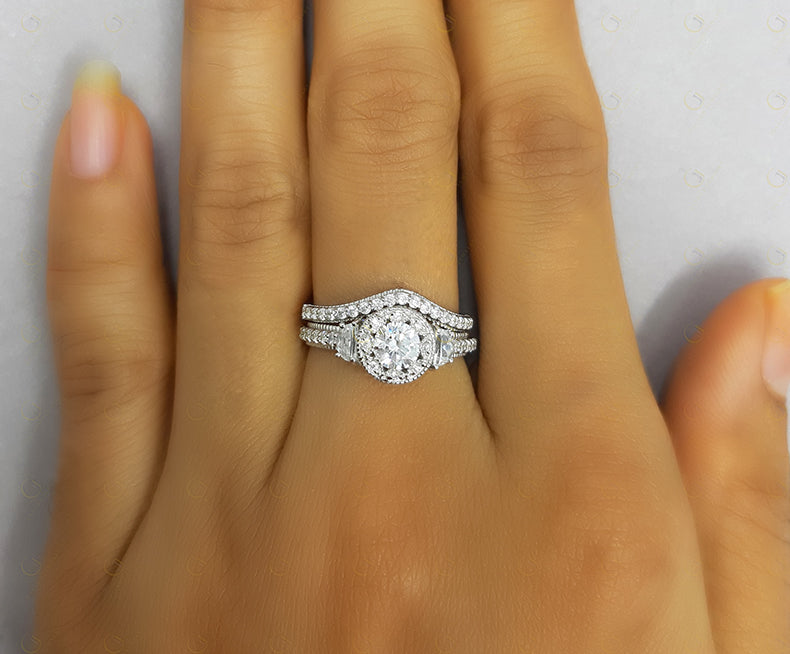 Vintage Wedding Ring Set, 3 Stone Ring, Halo Engagement Ring, Curved Matching Band, Round Simulated Diamond, milgrain ring, Gift for Her