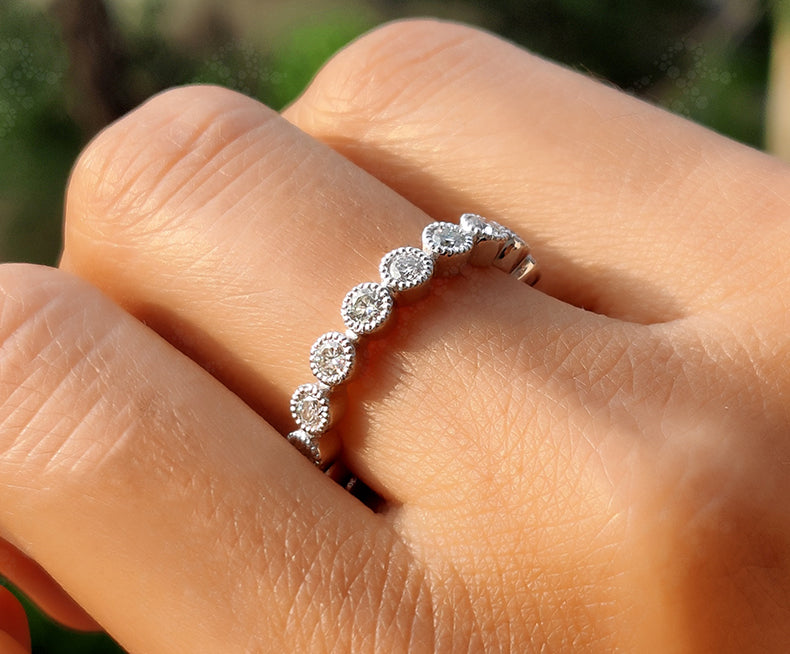 Elegant Vintage Moissanite Wedding Band – Bubbles of Brilliance in Silver and Gold