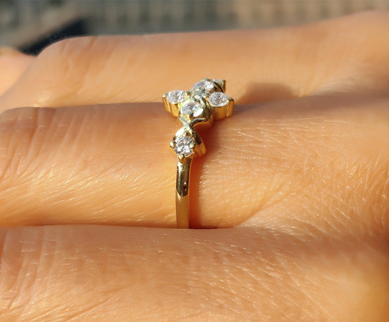 Timeless Elegance: Silver and Gold Vintage Floral Stacking Ring, a Delicate Art Deco Design for a Unique Minimalist Moissanite Promise Ring or Wedding Band