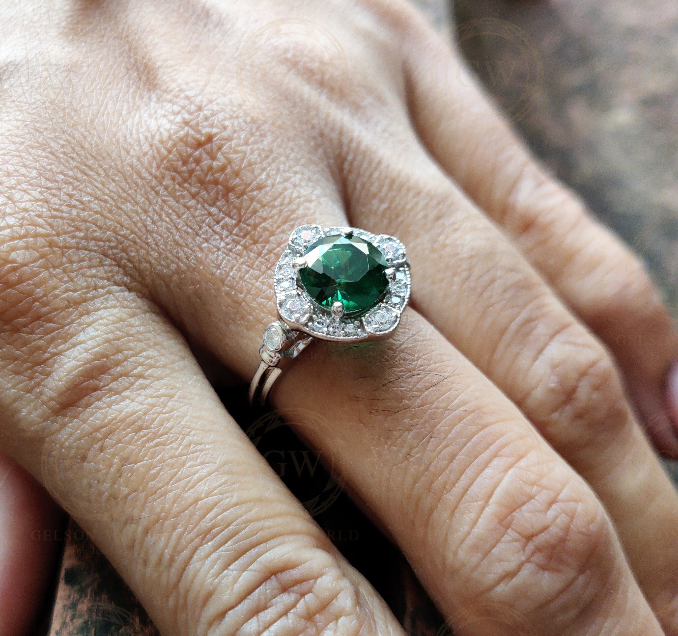 1.70 Ct Round Cut Green Emerald Vintage Engagement Ring, Emerald Gemstone Art Deco Halo Ring for women, Anniversary Silver Estate Ring