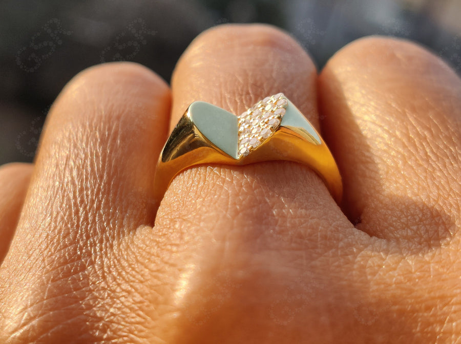 Heartfelt Beauty: Silver and Gold Heart-Shape Moissanite Ring - A Unique Stackable 14k Gold Ring for Women, Perfect for Valentine's Day