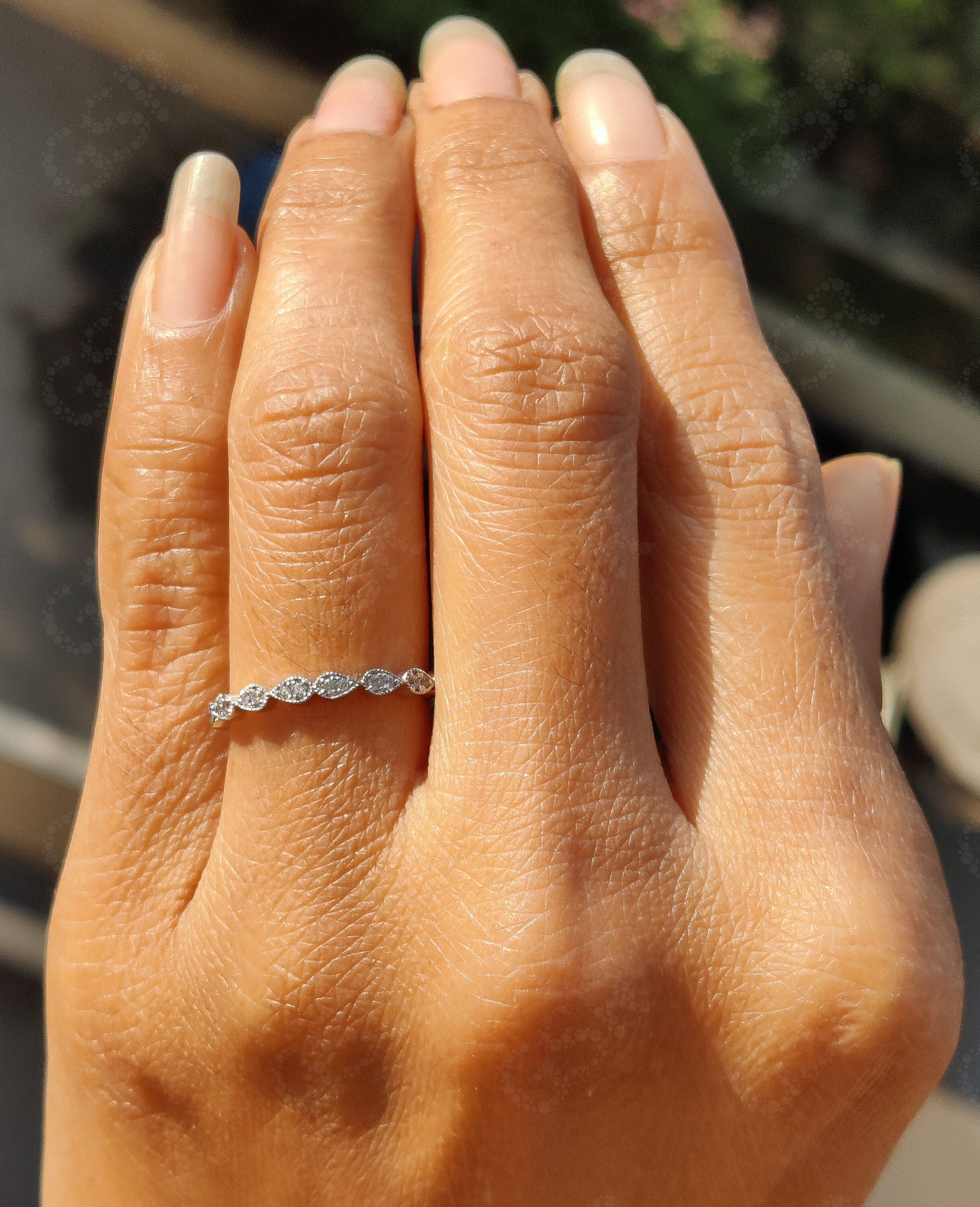 Vintage Stacking Ring in Silver and Gold: Moissanite Wedding Band with Pear Shape Design, Perfect for Anniversaries and Nature-Inspired Elegance