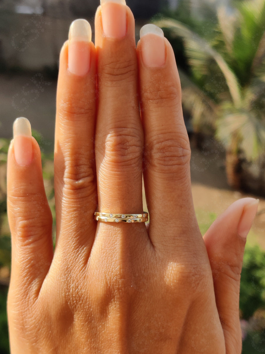 Radiant Zig Zag Moissanite Eternity Ring in Silver and Gold – A Unique Symbol of Love and Timelessness