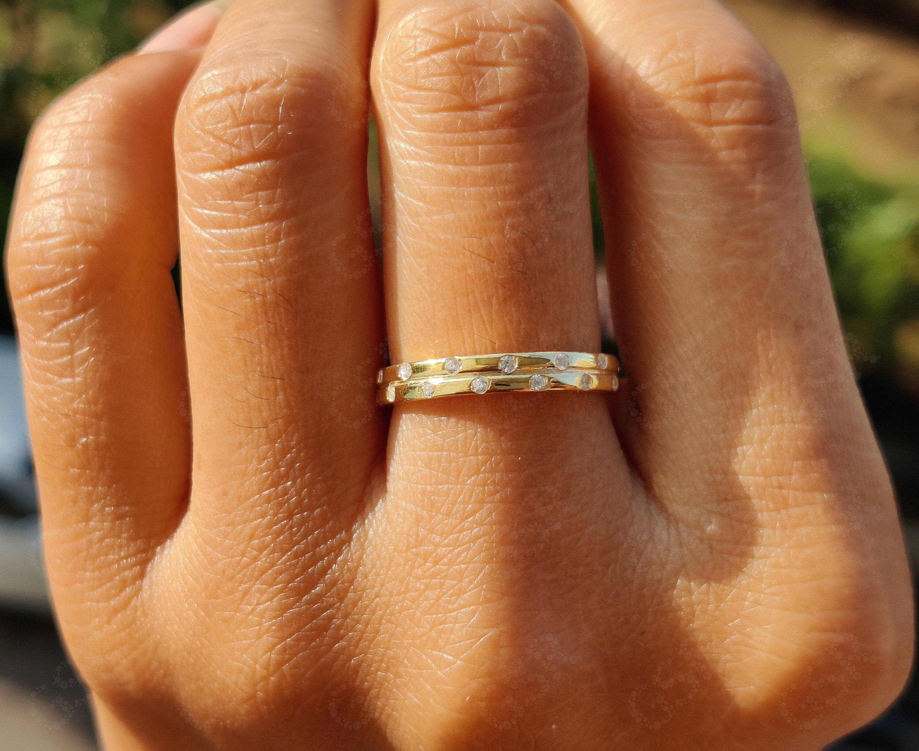 Radiant Zig Zag Moissanite Eternity Ring in Silver and Gold – A Unique Symbol of Love and Timelessness