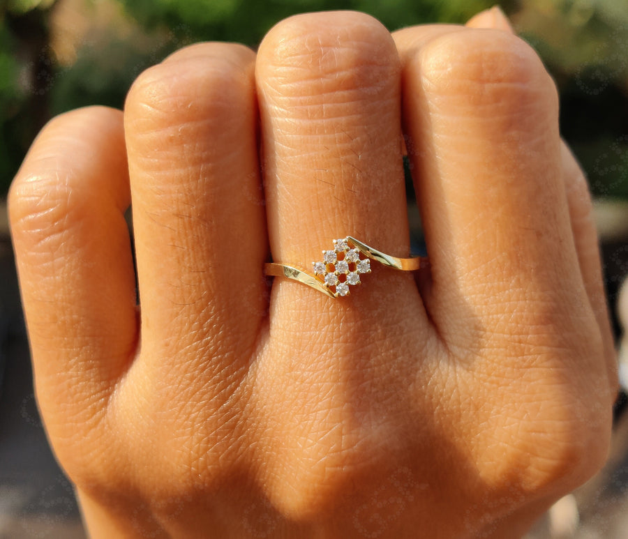 Elegantly Minimalist: Dainty Stacking Ring in Silver and Gold with Sparkling Moissanite, Perfect for Promise and Anniversary