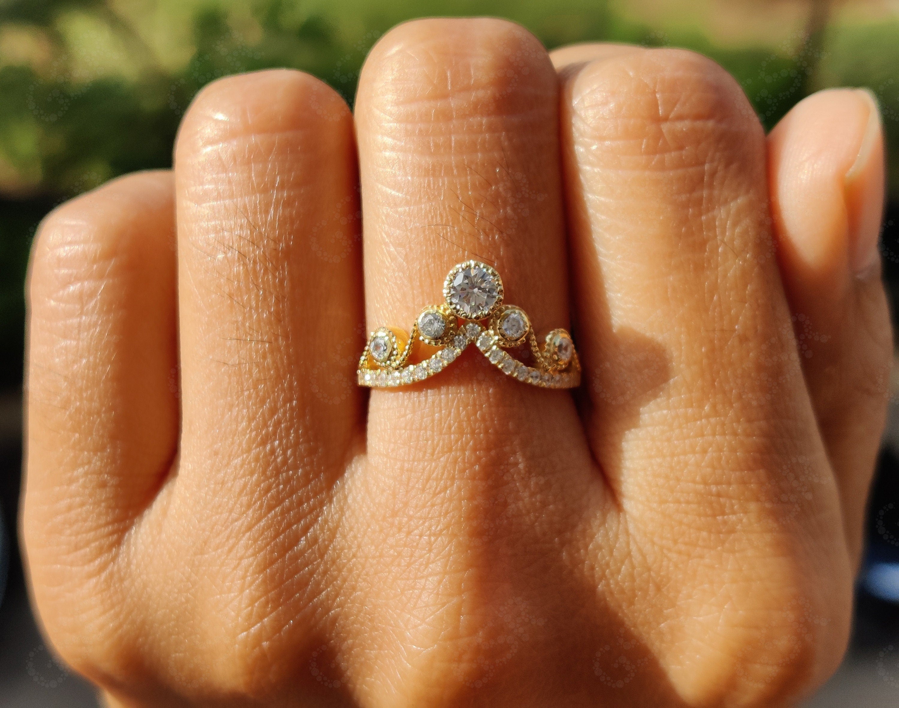 Elegant Royal Vintage Chevron Band - V Shape Moissanite Wedding Beauty - Silver and Yellow Gold Ring - Dainty Promise Ring - Anniversary Gift Ring