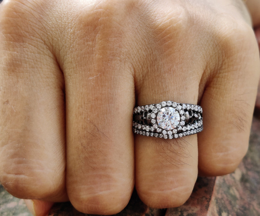 Gothic Skull Wedding Ring Sets, Two Skull Split Shank Halo Engagement Ring, Black Skull Ring, Halloween Jewelry, Matching Band, Gift For Her