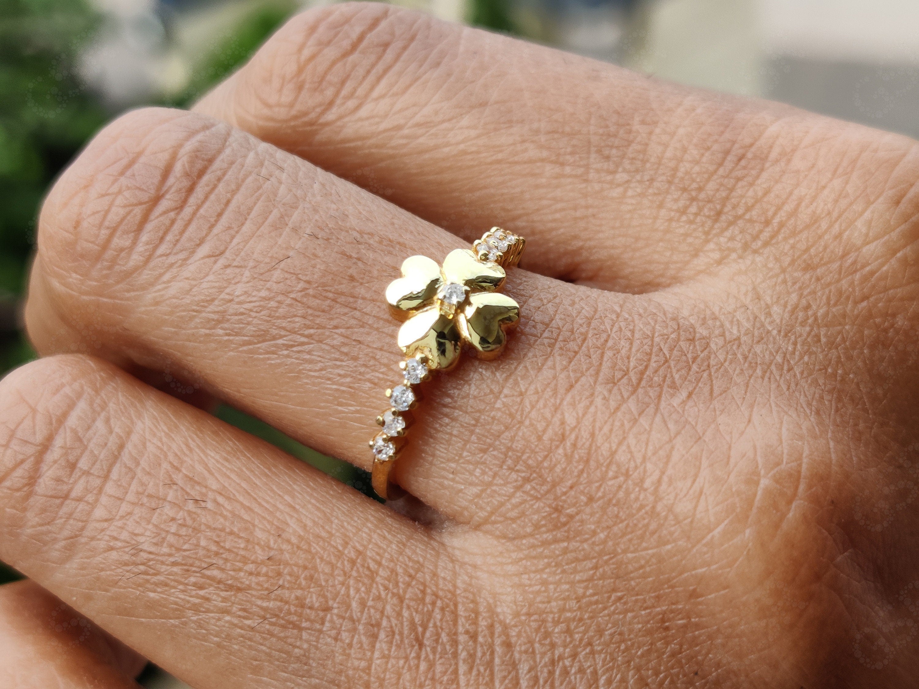 Nature-Inspired Floral Moissanite Ring in Silver and Gold - Dainty Stackable Ring, Ideal for Weddings, Promises, and Anniversaries