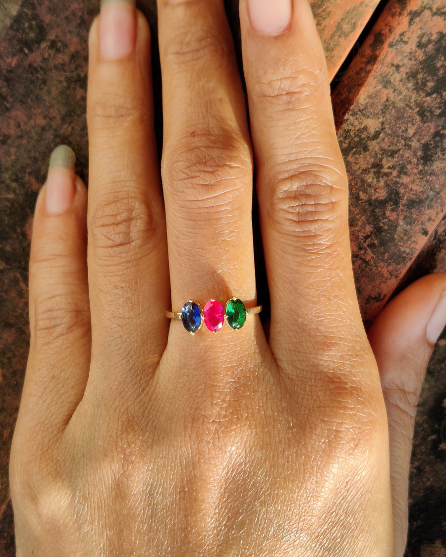 3 Stone Oval Ring / Personalized Birthstone Ring / Family Rings For Women / Initial Birthstone Ring / custom gemstone ring / Gift For Mom