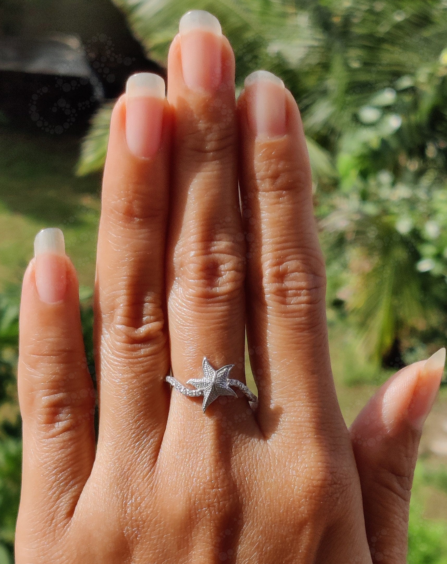 Elegant Silver and Gold Moissanite Starfish Ring - Unique Stacking Beauty Inspired by Sea Stars - Dainty Minimalist Ring for Women