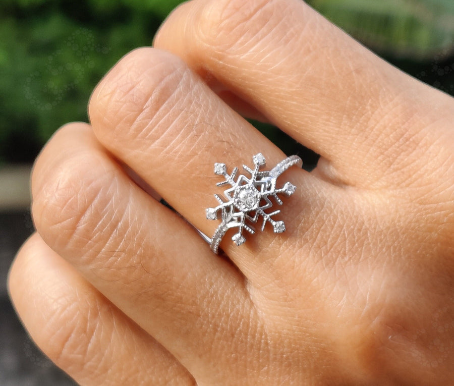 Christmas Snowflake Ring - Silver and Solid Gold Stackable Beauty for Holiday Festivities