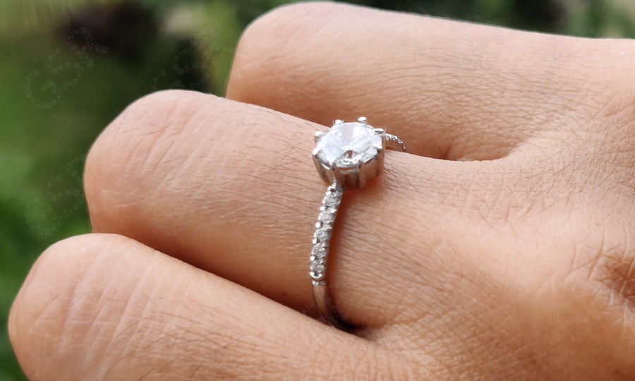 Radiant Brilliance: Round Moissanite Solitaire Engagement Ring, a Minimalist Silver and Gold Women's Ring for Timeless Elegance