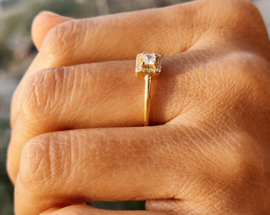 Regal Elegance: Princess Cut Moissanite Ring in Silver and Gold, a Stunning Halo Engagement Ring and Stacking Delight