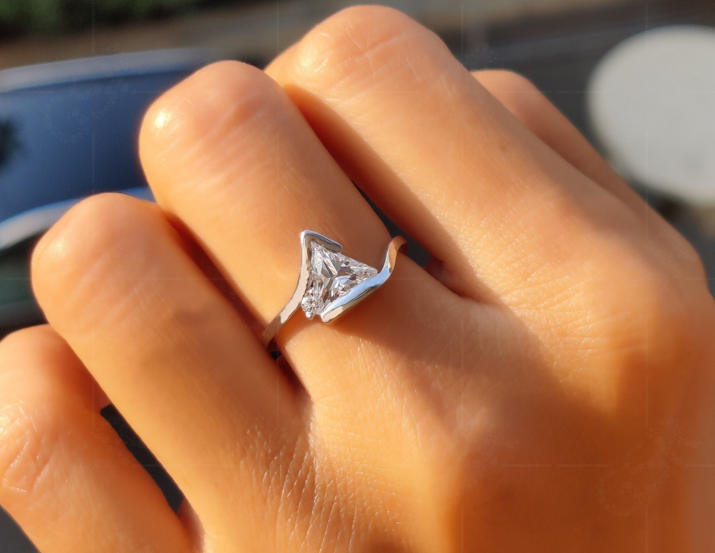 Triangle Solitaire Moissanite Engagement Ring - Silver and White Gold Minimalist Wedding Band - Dainty Gold Ring for Women