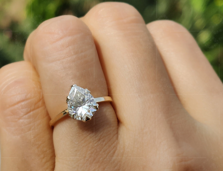 Timeless Beauty: 2 Ct Pear Shaped Moissanite Tulip Setting Ring, a Nature-Inspired Minimalist Engagement Ring