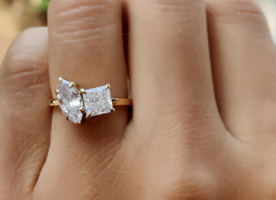 Romantic Toi Et Moi Moissanite Ring: Princess and Marquise Cut Elegance in Gold