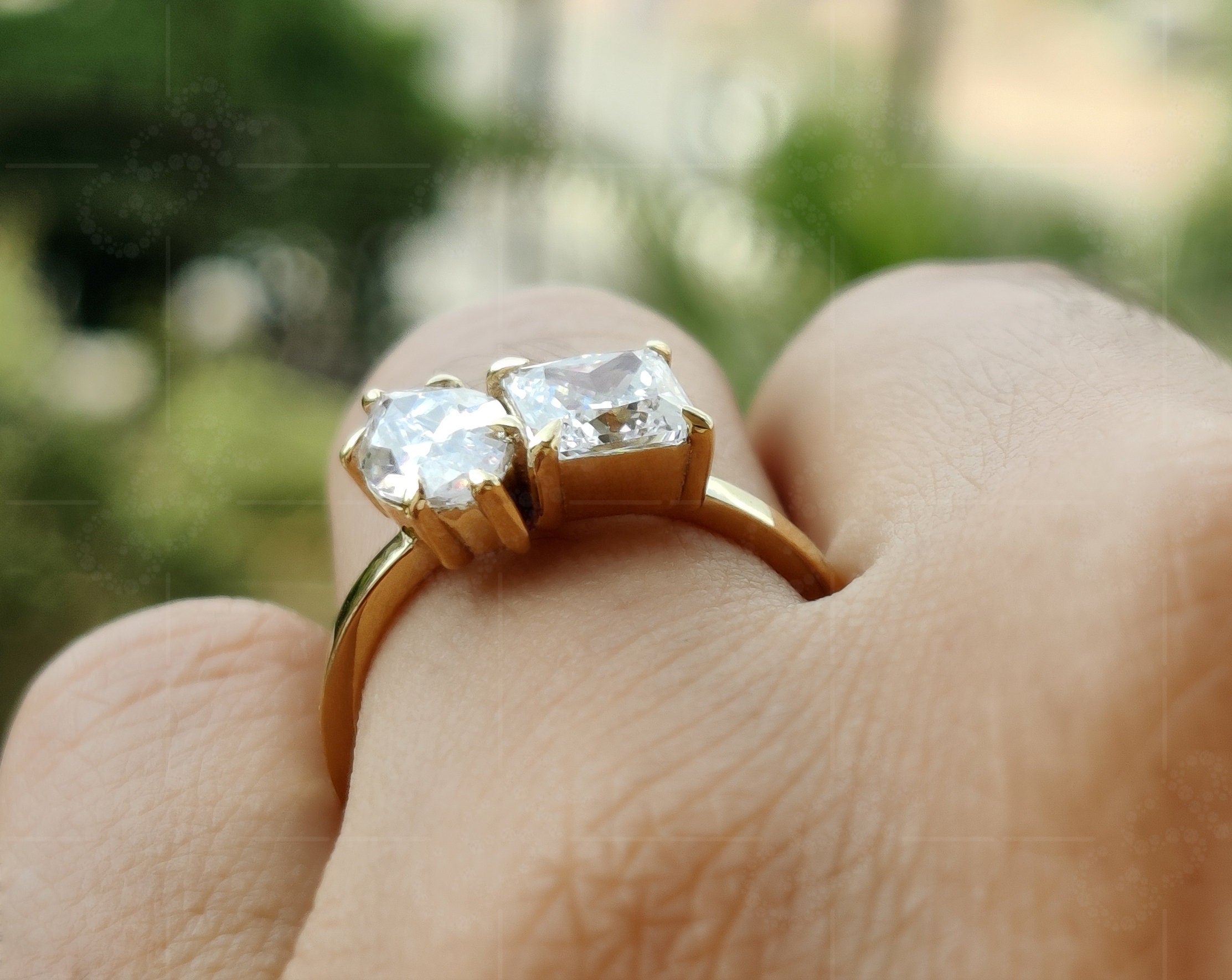 Romantic Toi Et Moi Moissanite Ring: Princess and Marquise Cut Elegance in Gold