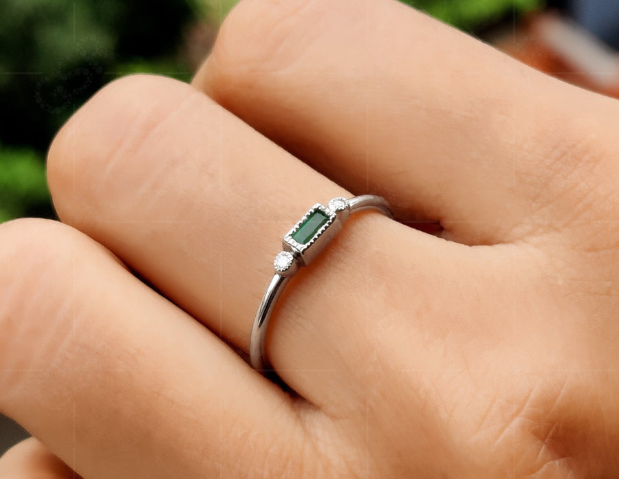 Emerald Elegance: Dainty Baguette May Birthstone Ring for Women - Green Gemstone Stacking Ring, Minimalist Gemstone Jewelry, Simple Delicate Ring