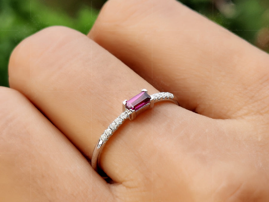 Elegant Rhodolite Garnet Baguette Ring - Stackable Birthstone Rings for Mom - Dainty Gold Stacking Ring - Women's Minimalist Delight - Thin Delicate Ring