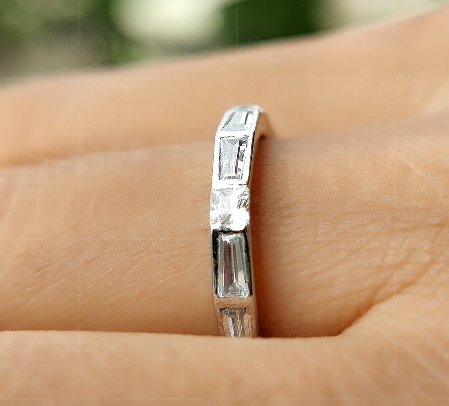 Elegant Moissanite Baguette Half Eternity Band - Alternating Baguette and Princess Cut Wedding Band for Women - Perfect Stackable Band Ring - Unique Bridal Beauty