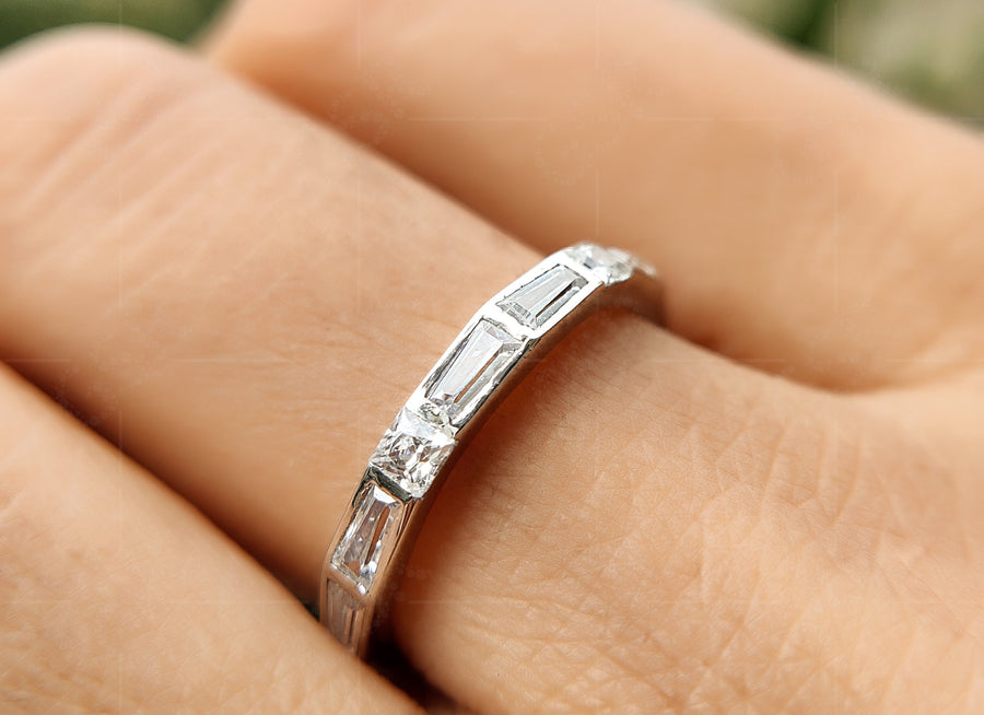 Elegant Moissanite Baguette Half Eternity Band - Alternating Baguette and Princess Cut Wedding Band for Women - Perfect Stackable Band Ring - Unique Bridal Beauty