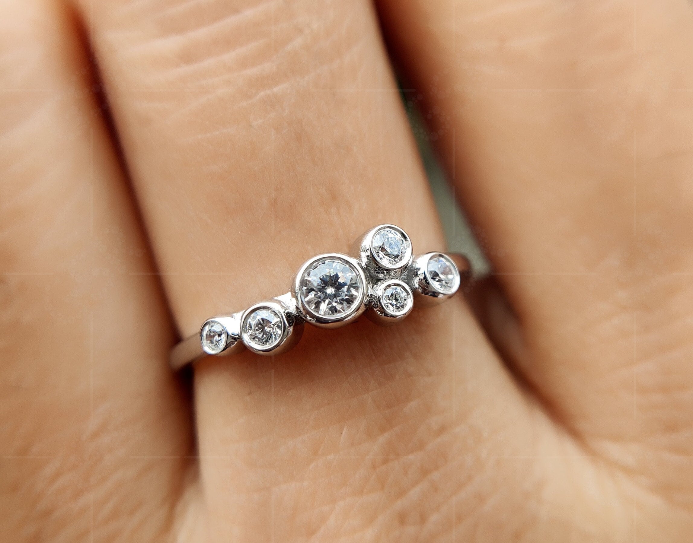 Elegant Moissanite Diamond Scatter Ring - Rubover Stone Bubble Ring with Bezel Set Rain Drop Design - Unique Multi Stone Cluster Minimalist Beauty